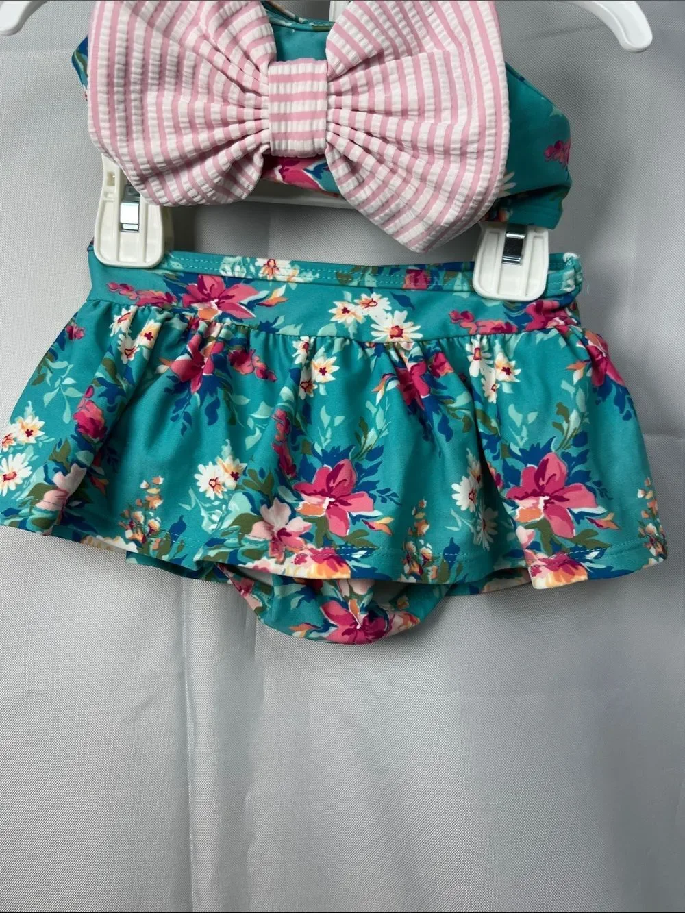 Ruffle Butts green floral big bow skirted bikini size 2T NWOT